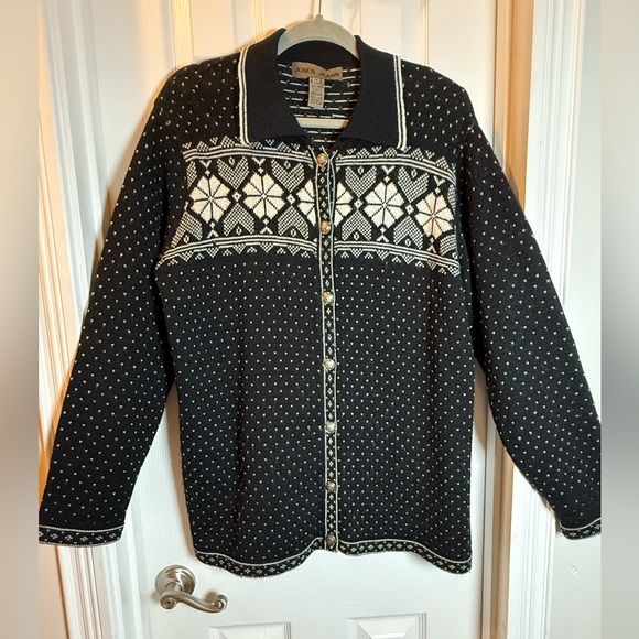 Jones Jeans Womans 1X Fair Isle Button Up Wool Cardigan Sweater
Black & Cream - Picture 1 of 7